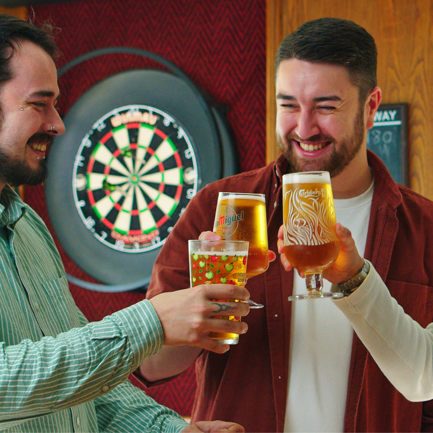Raise a glass This Father's Day at The Pelican in Hull!